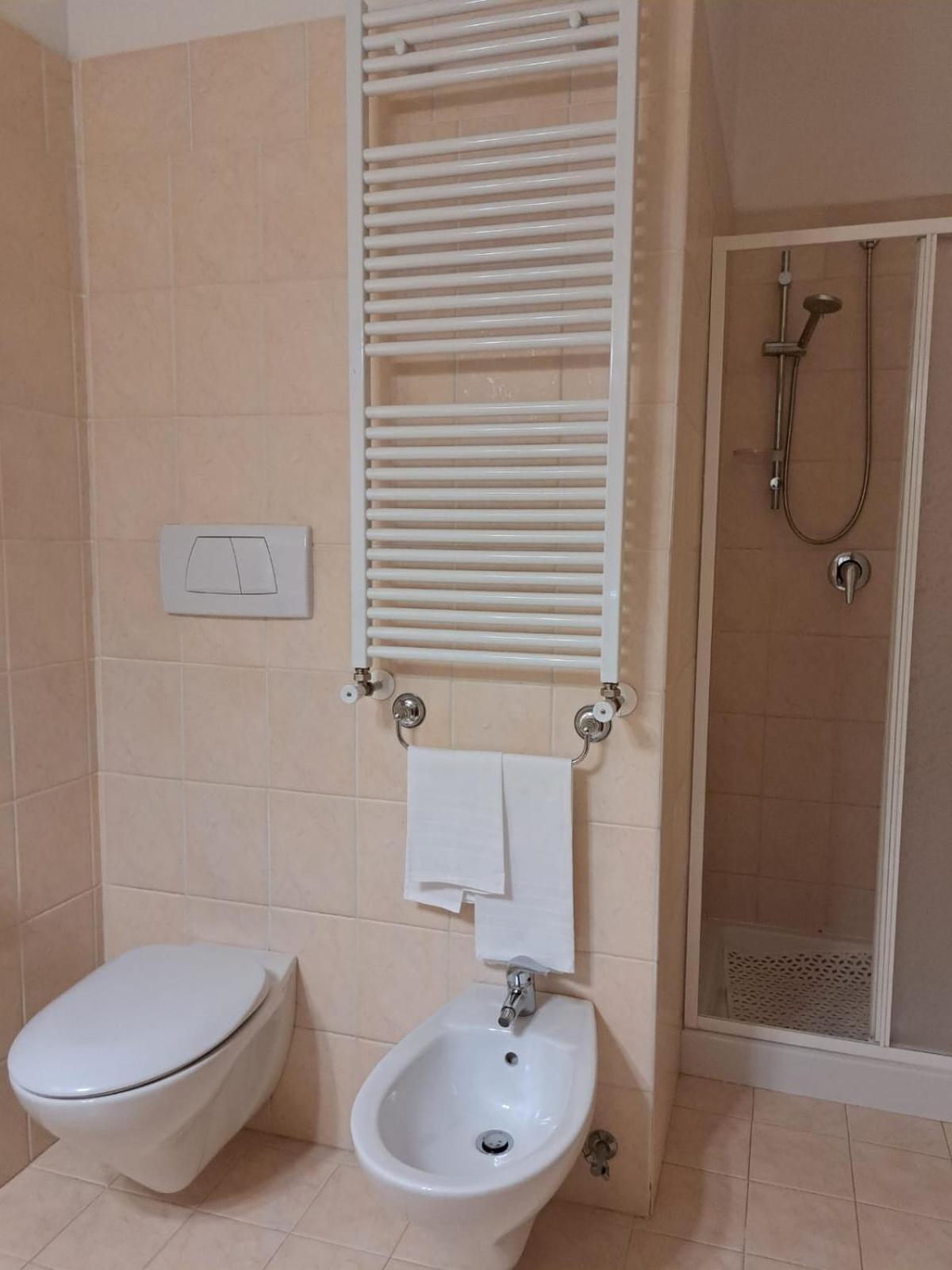 Casapaceebene Hotel San Giovanni Rotondo Luaran gambar